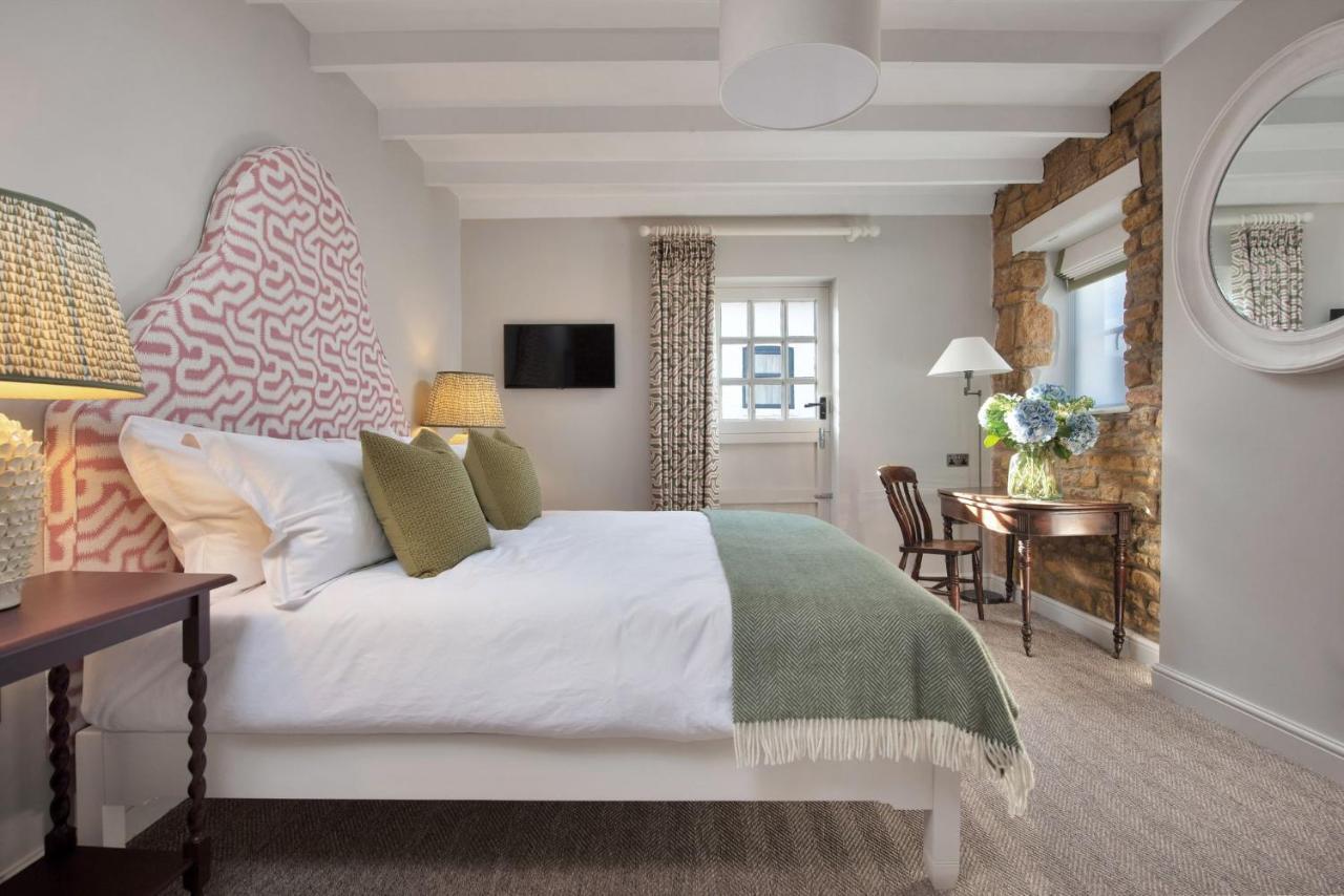 The Nevill Arms Hotel Medbourne Bagian luar foto